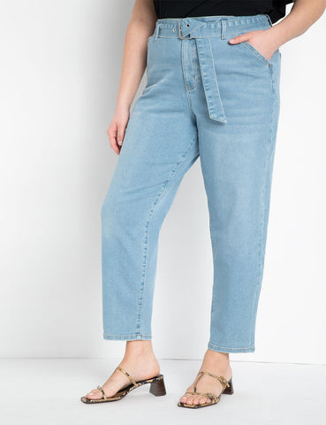 High Waisted Jeans with Belt in Light Medium Wash